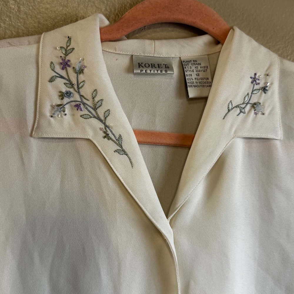 Koret Petites Cream Button-Down Shirt with Lavender & Green Embroidery